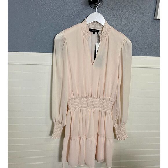 Gibsonlook Blouson Sleeve Smocked Detail Lurex Chiffon Dress - Picture 6 of 10